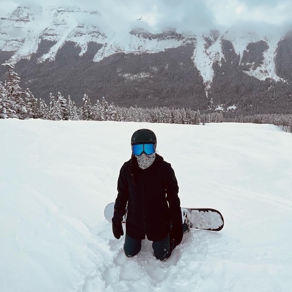 Meet your Posher, Jocelyn - Picture 1 of 1